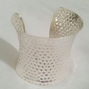 Silver Tone Textured Metal Cuff Band Bracelet! NWT